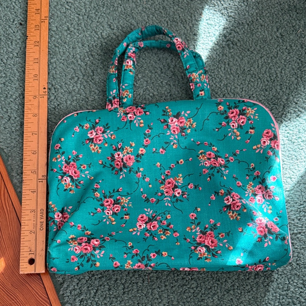 Floral Teal Women's Toiletry Travel Bag